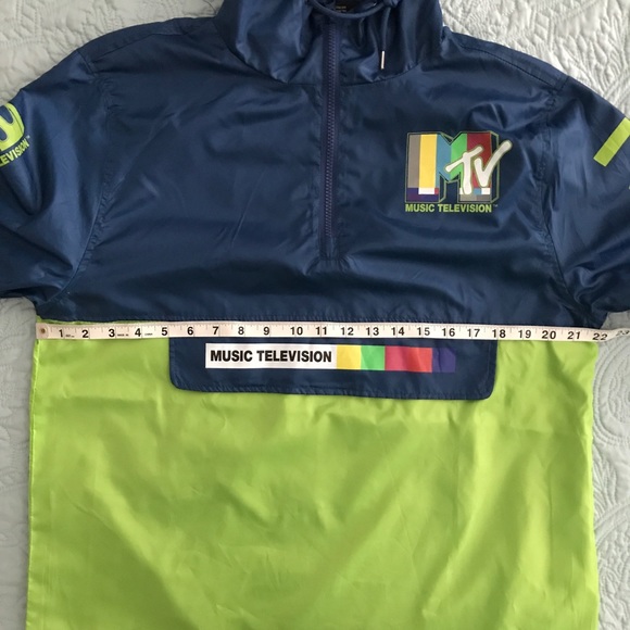 SOLD-New MTV☘️unisex🌼neon hoodedpullover jacket. - Picture 7 of 8